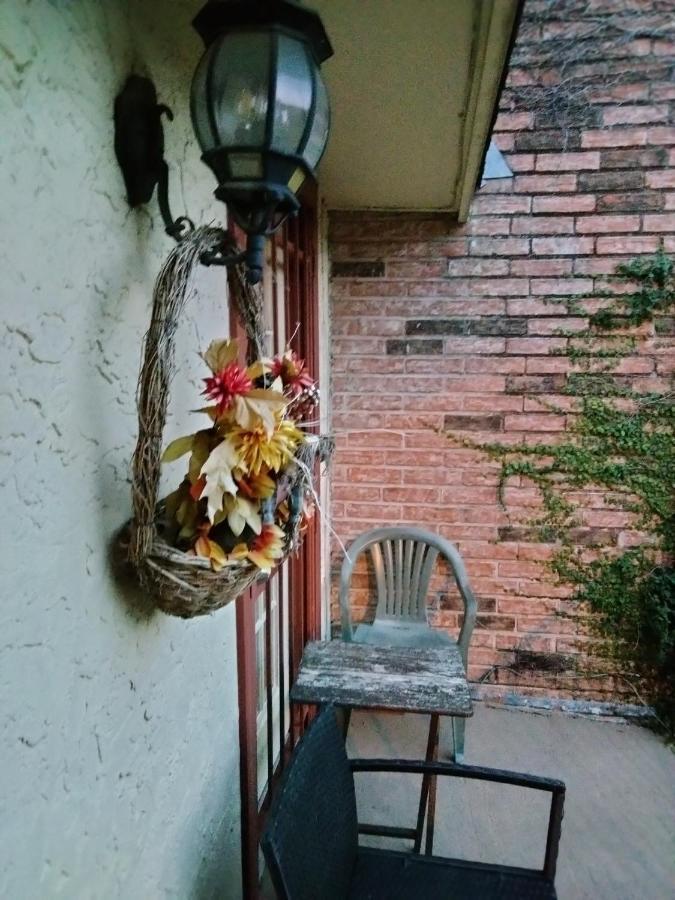 The Art Abbey Bed & Breakfast Houston Exterior foto